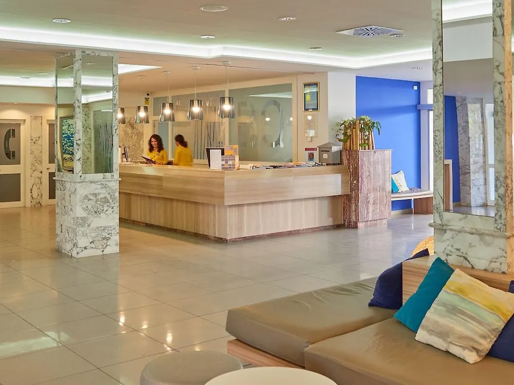 Bq Delfin Azul Hotel Port de Alcudia  4*, Port de Alcudia (Mallorca) Spain